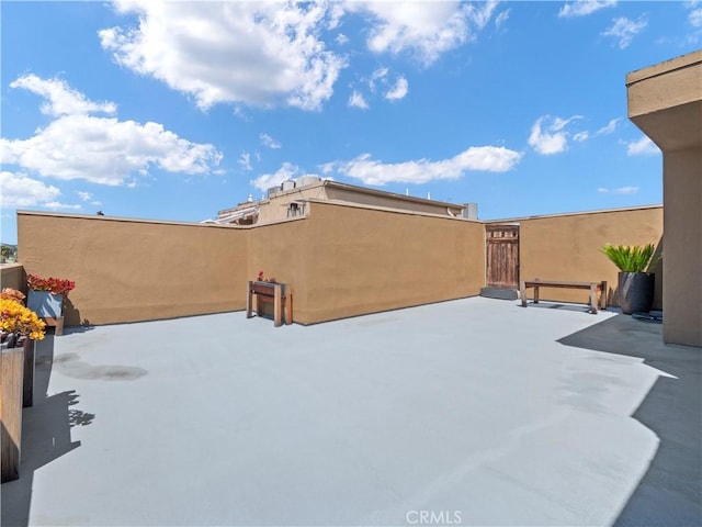 4301 Fulton Ave Unit 303, Sherman Oaks, CA 91423 - view of yard with a patio area and a gate