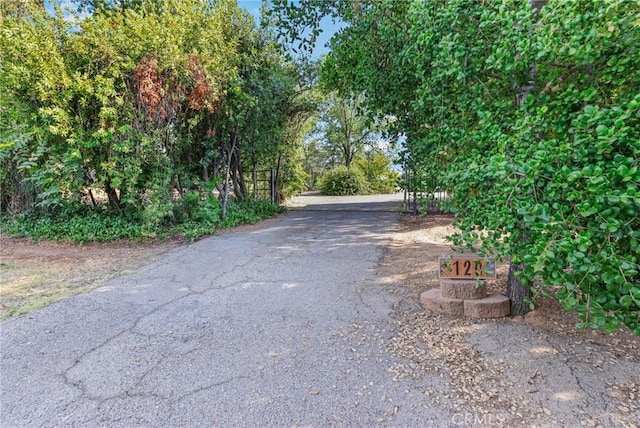 120 Franklin Ave, Redlands, CA 92373 - view of asphalt road