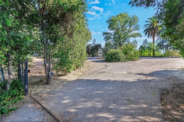 120 Franklin Ave, Redlands, CA 92373 - view of asphalt road