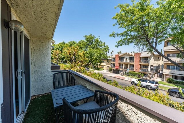 4321 Matilija Ave Unit 9, Sherman Oaks, CA 91423 - balcony with a residential view