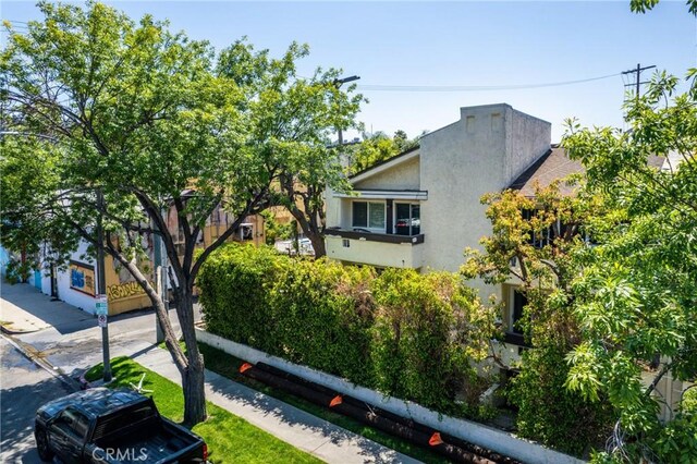 4321 Matilija Ave Unit 9, Sherman Oaks, CA 91423 - view of home's exterior with stucco siding