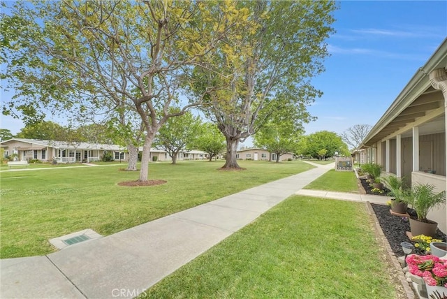 view of yard with a residential view
