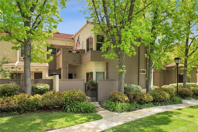 655 Via Colinas, Thousand Oaks, CA 91362 - view of building exterior featuring a fenced front yard