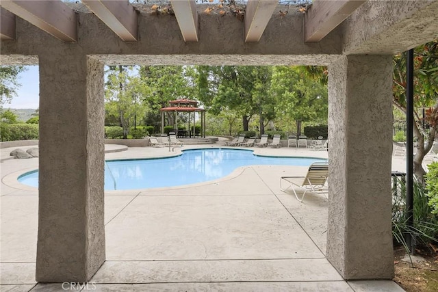 655 Via Colinas, Thousand Oaks, CA 91362 - community pool featuring a patio area