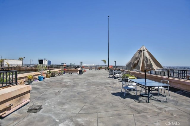 215 W 7th St Unit 803, Los Angeles, CA 90014 - view of patio / terrace featuring outdoor dining area and fence