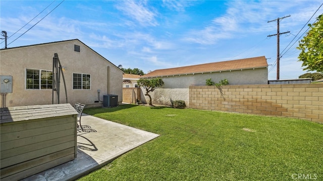 6048 Fidler Ave, Lakewood, CA 90712 - view of yard with cooling unit and a patio