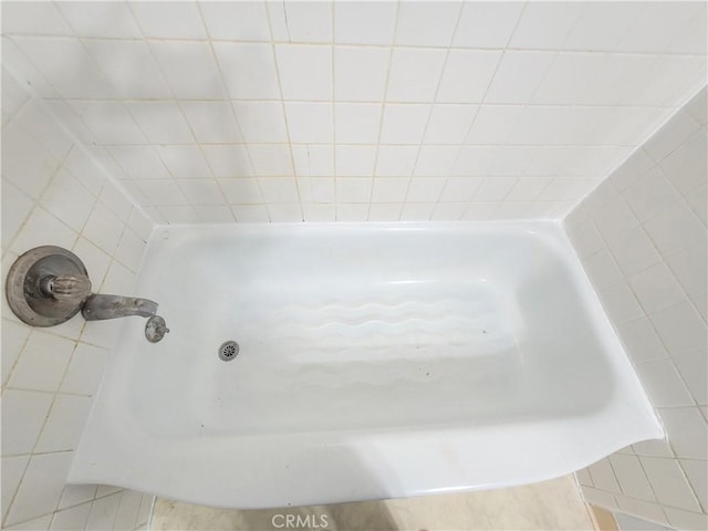 904 Toomes Ave, Corning, CA 96021 - bathroom view of a bath