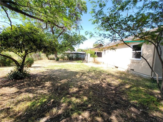 904 Toomes Ave, Corning, CA 96021 - view of yard