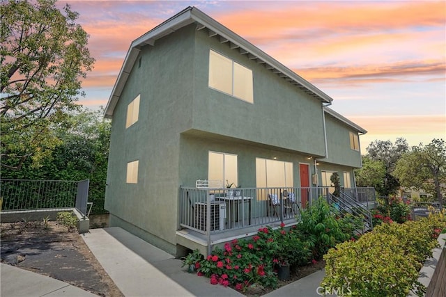 248 E Washington Blvd Unit 10, Pasadena, CA 91104 - view of home's exterior featuring stucco siding