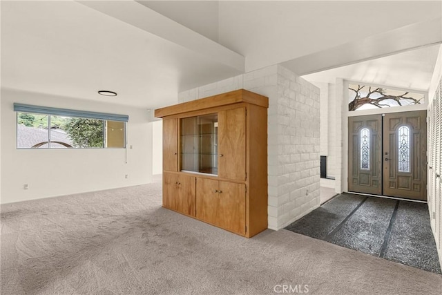 2 Cambridge Dr, Lompoc, CA 93436 - view of carpeted entryway