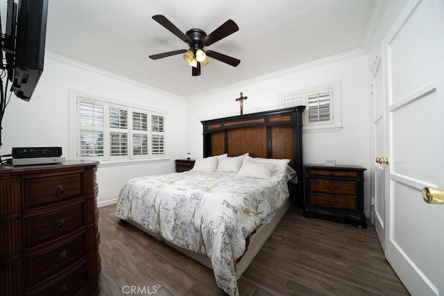 1125 W 129th St, Gardena, CA 90247 - bedroom featuring crown molding, a ceiling fan, baseboards, and dark wood-type flooring