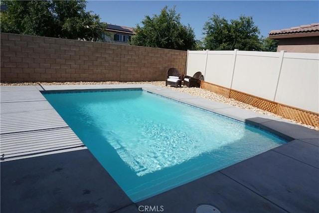 1322 Division Ct, Hemet, CA 92543 - view of swimming pool with a fenced backyard