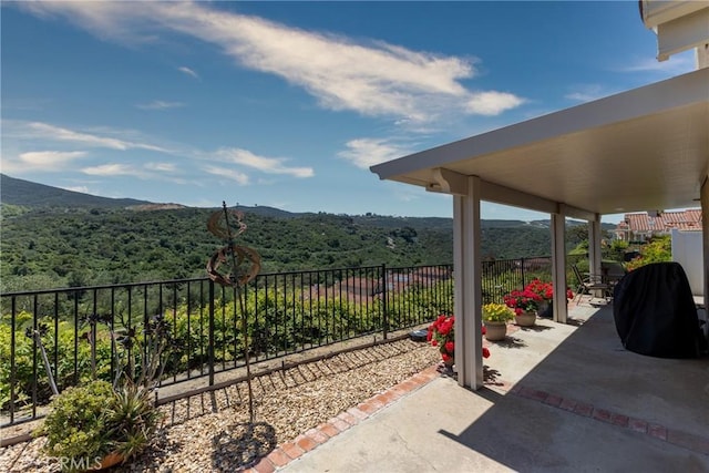 28766 Vista Valley Dr, Vista, CA 92084 - photo 3