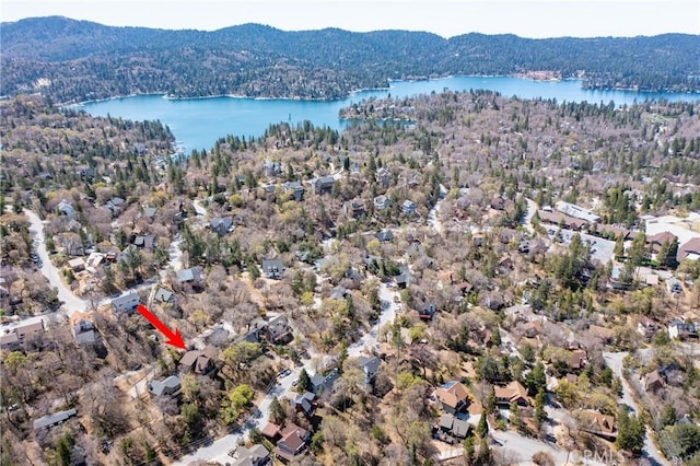1411 Sequoia Dr, Lake Arrowhead, CA 92352 - aerial view featuring a water and mountain view and a wooded view