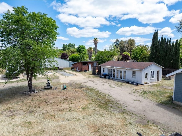9235 Poplar St, Atascadero, CA 93422 - ranch-style house with dirt driveway
