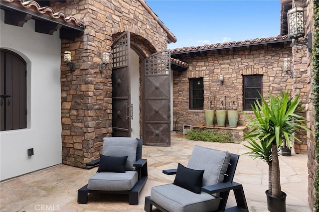 view of patio featuring an outdoor living space