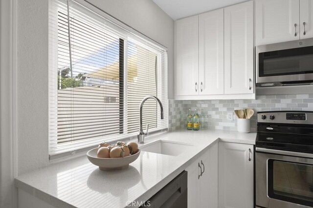 48668 Desert Flower Dr, Palm Desert, CA 92260 - photo 16