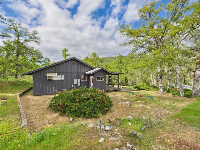 view of side of property