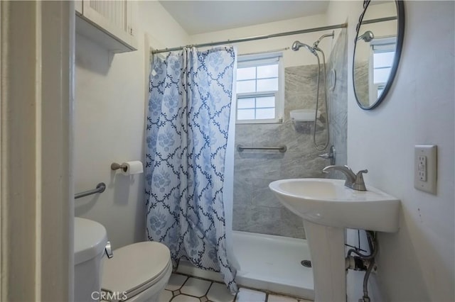 10180 Eddystone St, Riverside, CA 92503 - full bathroom featuring toilet and tiled shower