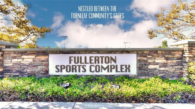 473 Periwinkle St, Fullerton, CA 92835 - view of community sign
