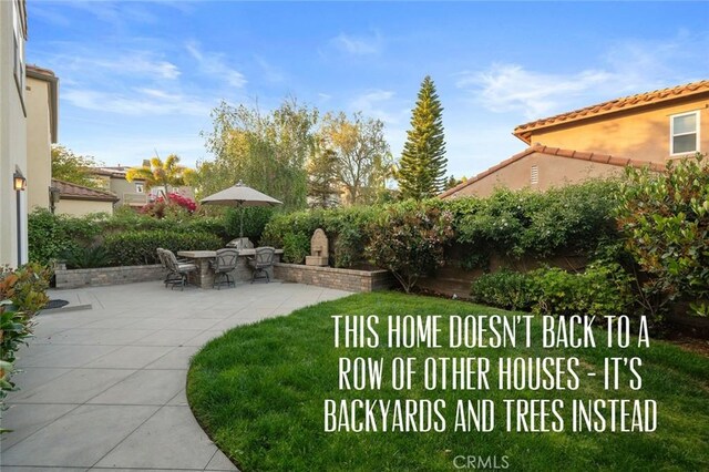 473 Periwinkle St, Fullerton, CA 92835 - view of yard featuring a patio