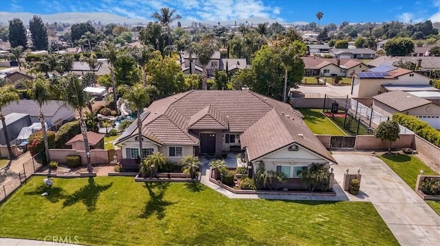 bird's eye view with a residential view