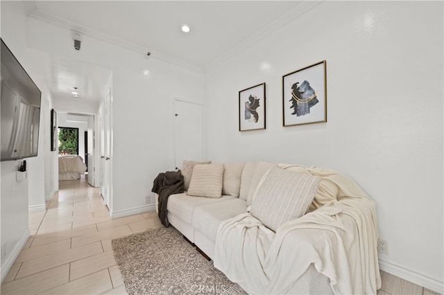 730 W 4th St Unit 307, Long Beach, CA 90802 - living area featuring baseboards, ornamental molding, and recessed lighting