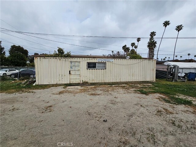 509 E 97th St, Inglewood, CA 90301 - view of outdoor structure
