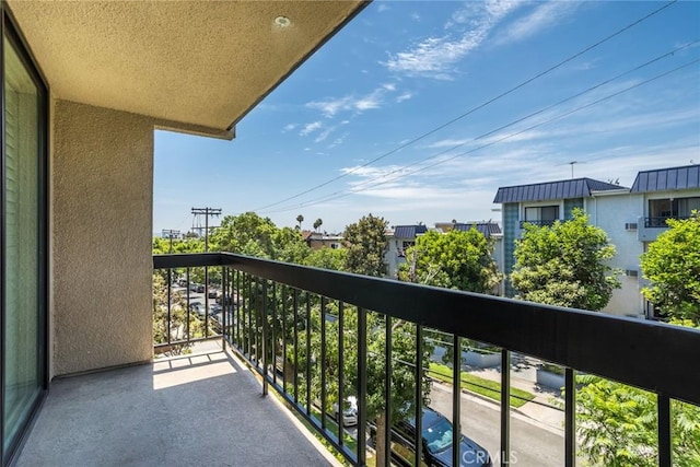 7320 Hawthorn Ave Unit 102, Los Angeles, CA 90046 - view of balcony