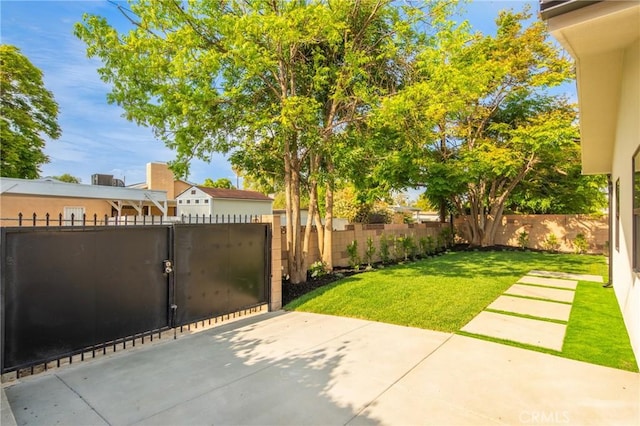 23919 Friar St, Woodland Hills, CA 91367 - view of yard with a gate and a patio