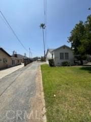 5214 Golden Ave, Riverside, CA 92505 - view of road