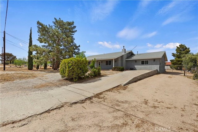 18060 Walnut St, Hesperia, CA 92345 - view of front of home