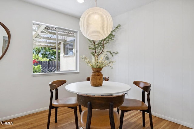 921 Topaz Ct, Ojai, CA 93023 - dining space featuring baseboards and light wood-style flooring