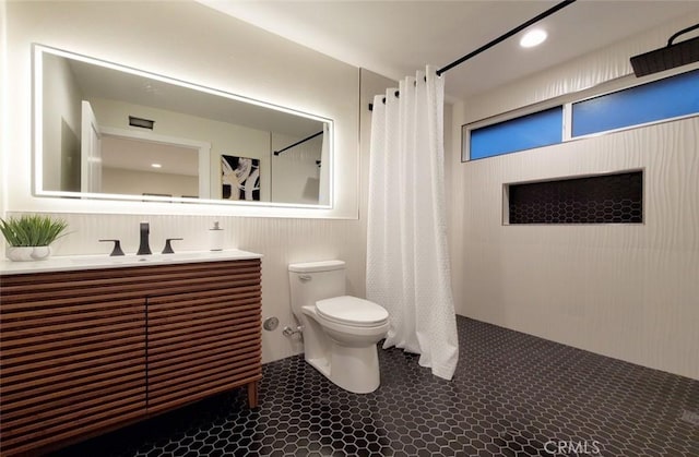 1427 N Cannon St, Orange, CA 92869 - full bath with toilet, curtained shower, and vanity