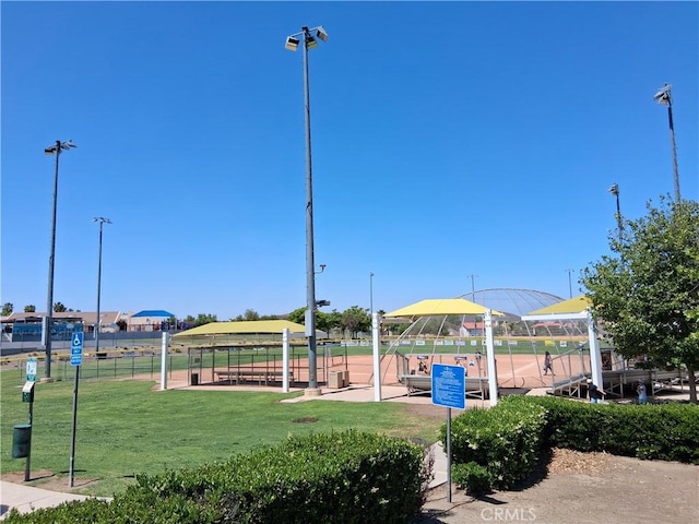33 Corte Rivera, Lake Elsinore, CA 92532 - view of home's community featuring a gazebo and a yard
