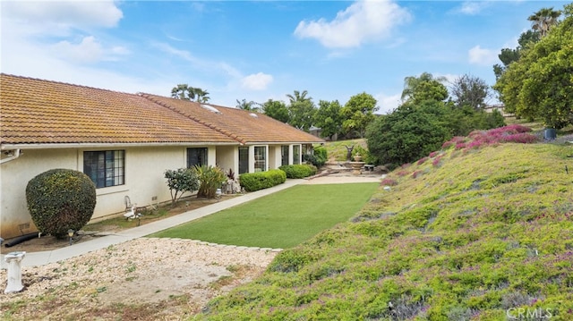 view of yard with a patio