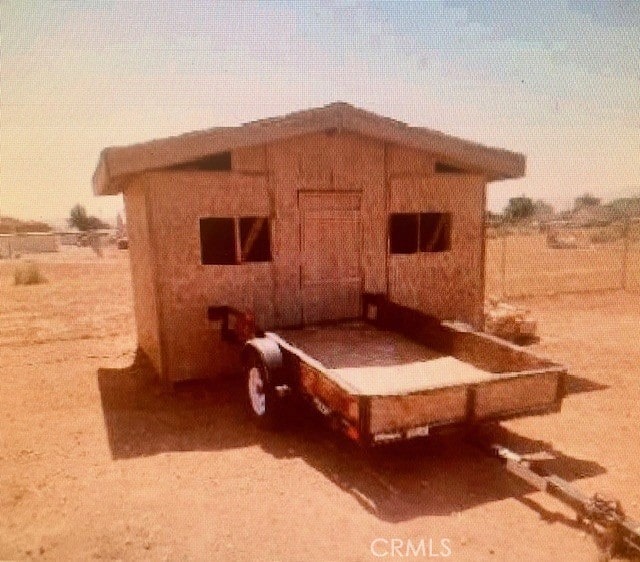 20631 Zuni Rd, Apple Valley, CA 92307 - view of outdoor structure
