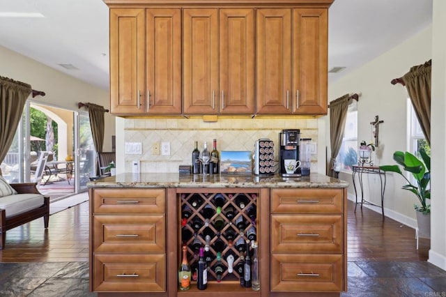944 Rainbow Crest Rd, Fallbrook, CA 92028 - indoor dry bar featuring backsplash, baseboards, and dark wood finished floors
