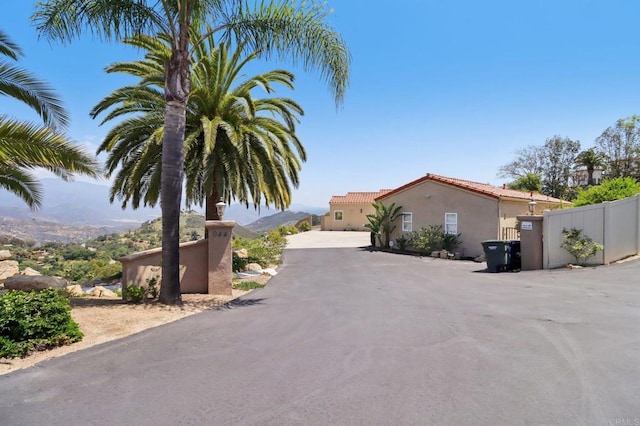 944 Rainbow Crest Rd, Fallbrook, CA 92028 - view of asphalt road