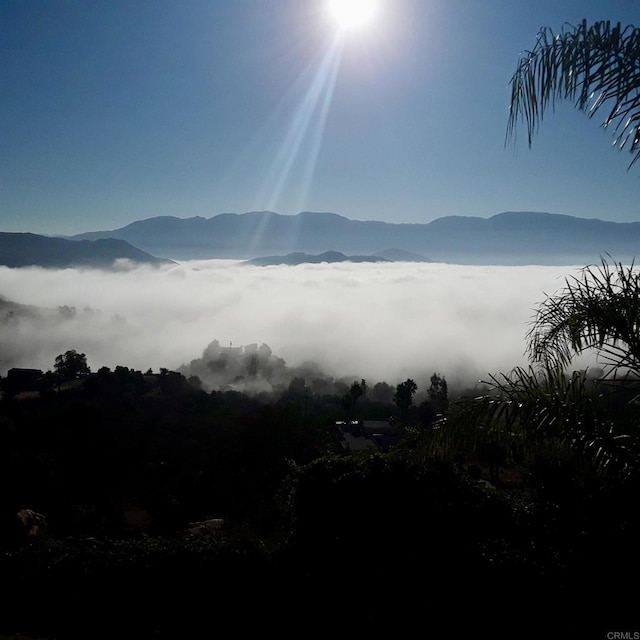 944 Rainbow Crest Rd, Fallbrook, CA 92028 - view of mountain background