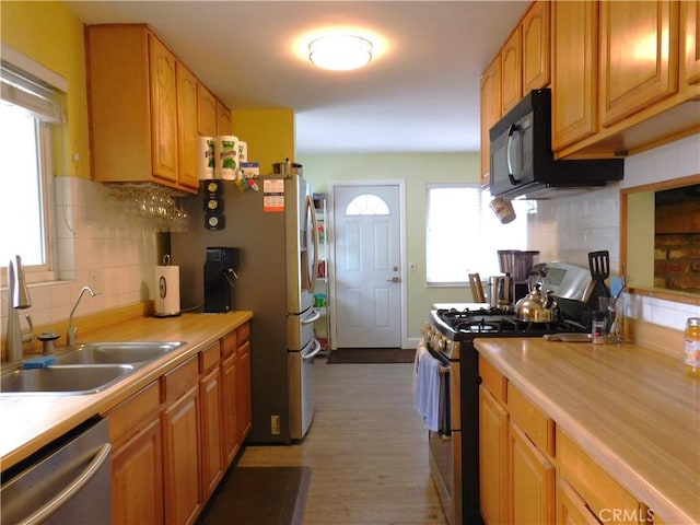 2669 W Russell Ave, Anaheim, CA 92801 - photo 15