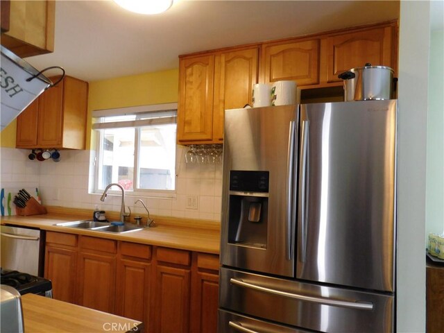 2669 W Russell Ave, Anaheim, CA 92801 - photo 16