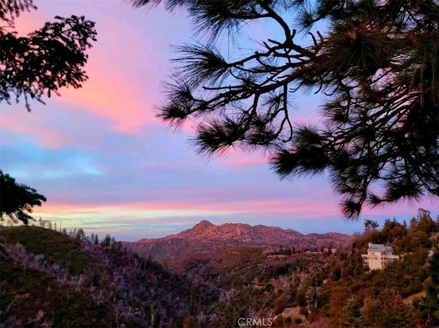 1119 Brentwood Dr, Lake Arrowhead, CA 92352 - view of mountain feature