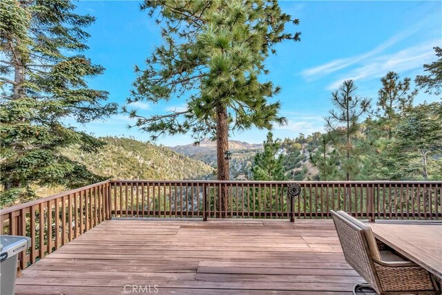 1119 Brentwood Dr, Lake Arrowhead, CA 92352 - deck featuring a mountain view