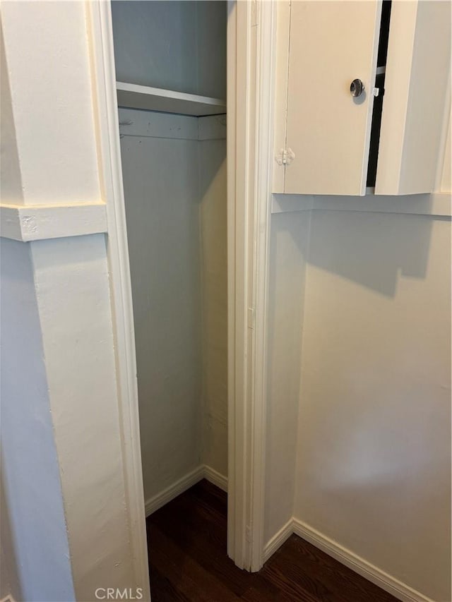 1960 Olive Way, Pasadena, CA 91104 - view of closet