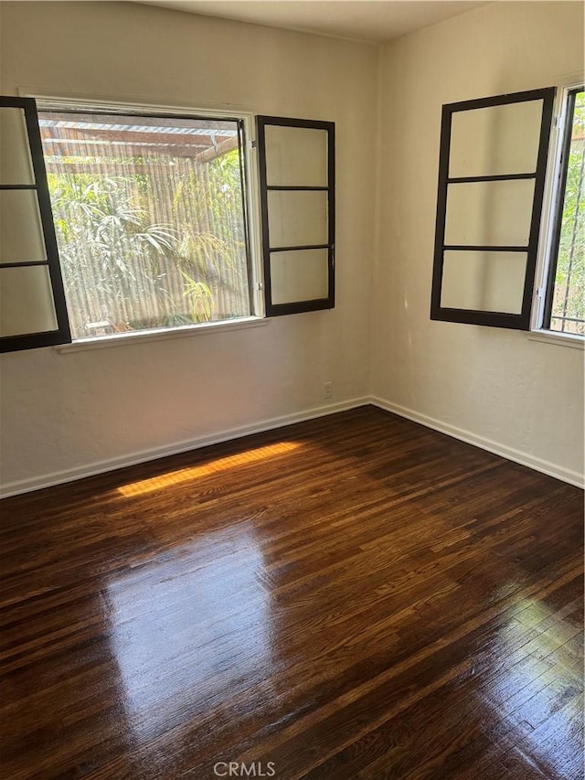 1960 Olive Way, Pasadena, CA 91104 - empty room with hardwood / wood-style floors and baseboards