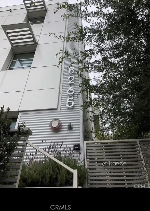 8265 Fountain Ave Unit 302, West Hollywood, CA 90046 - exterior space