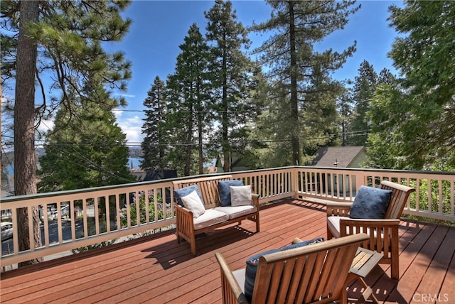 242 Holiday Dr, Lake Arrowhead, CA 92352 - view of wooden deck
