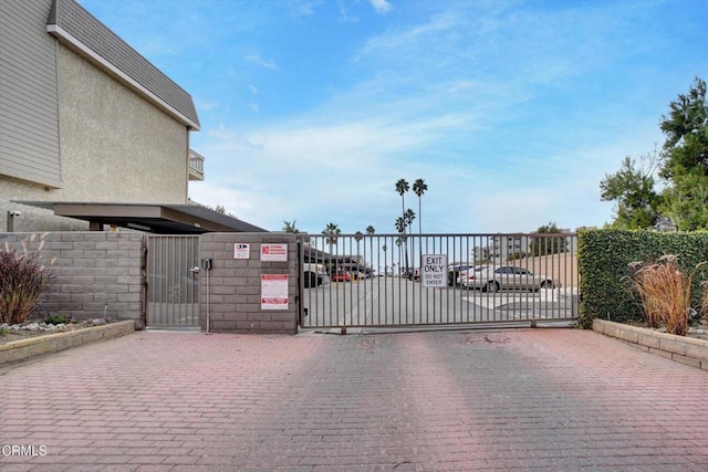 385 E Surfside Dr, Port Hueneme, CA 93041 - view of gate with fence