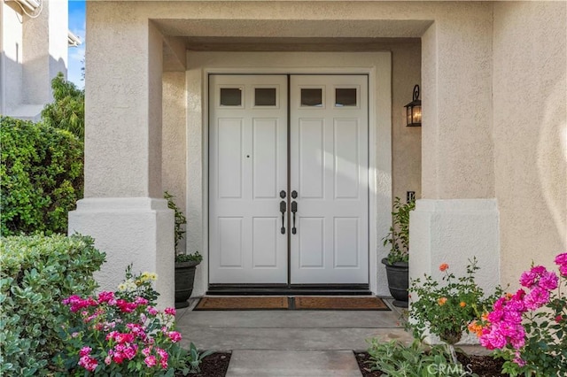 23664 Clearidge Dr, Valencia, CA 91354 - entrance to property with stucco siding